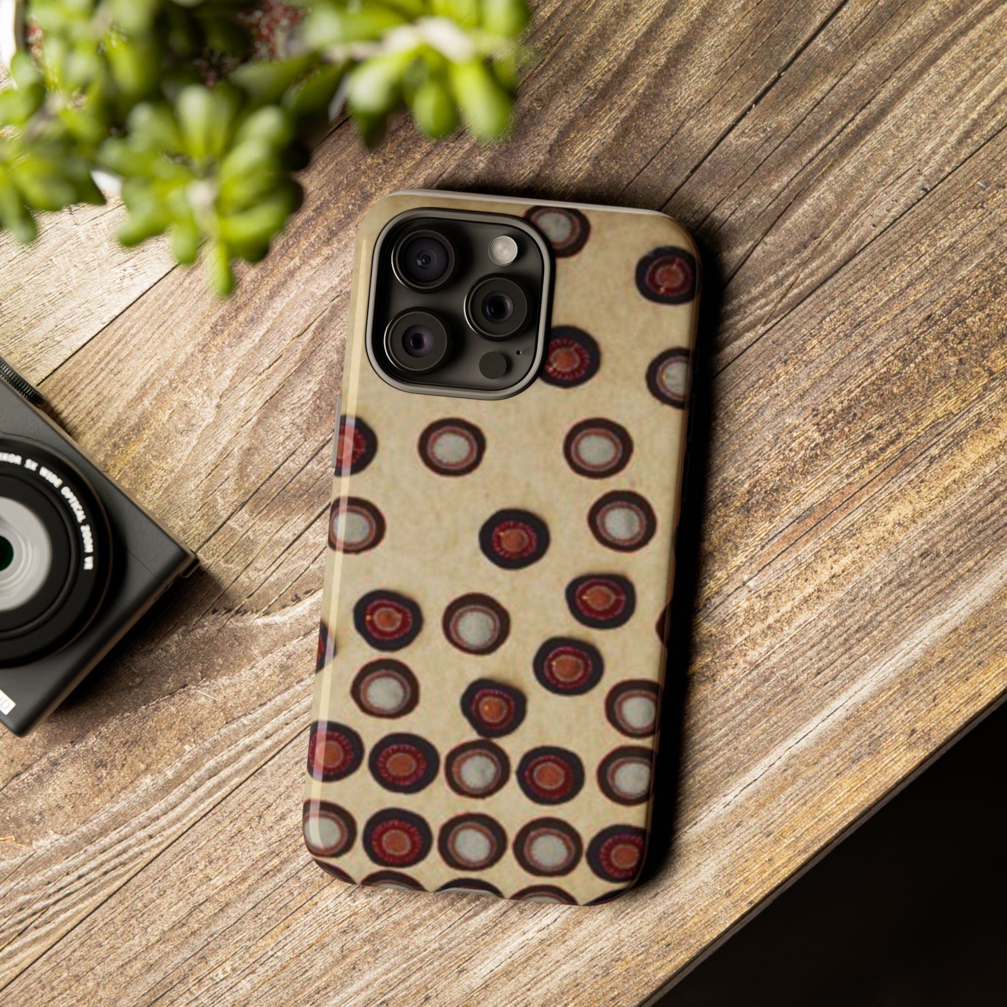 Penny Rug - Retro Dot Pattern Phone Case — Vintage Beige Circles Protective Cover